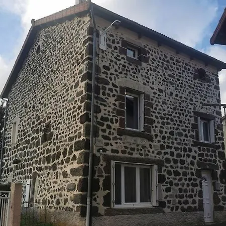 Holiday home Maison De Village Brocante Coucouron